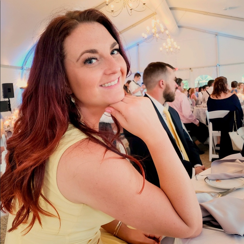 Meet your Posher, Lauren